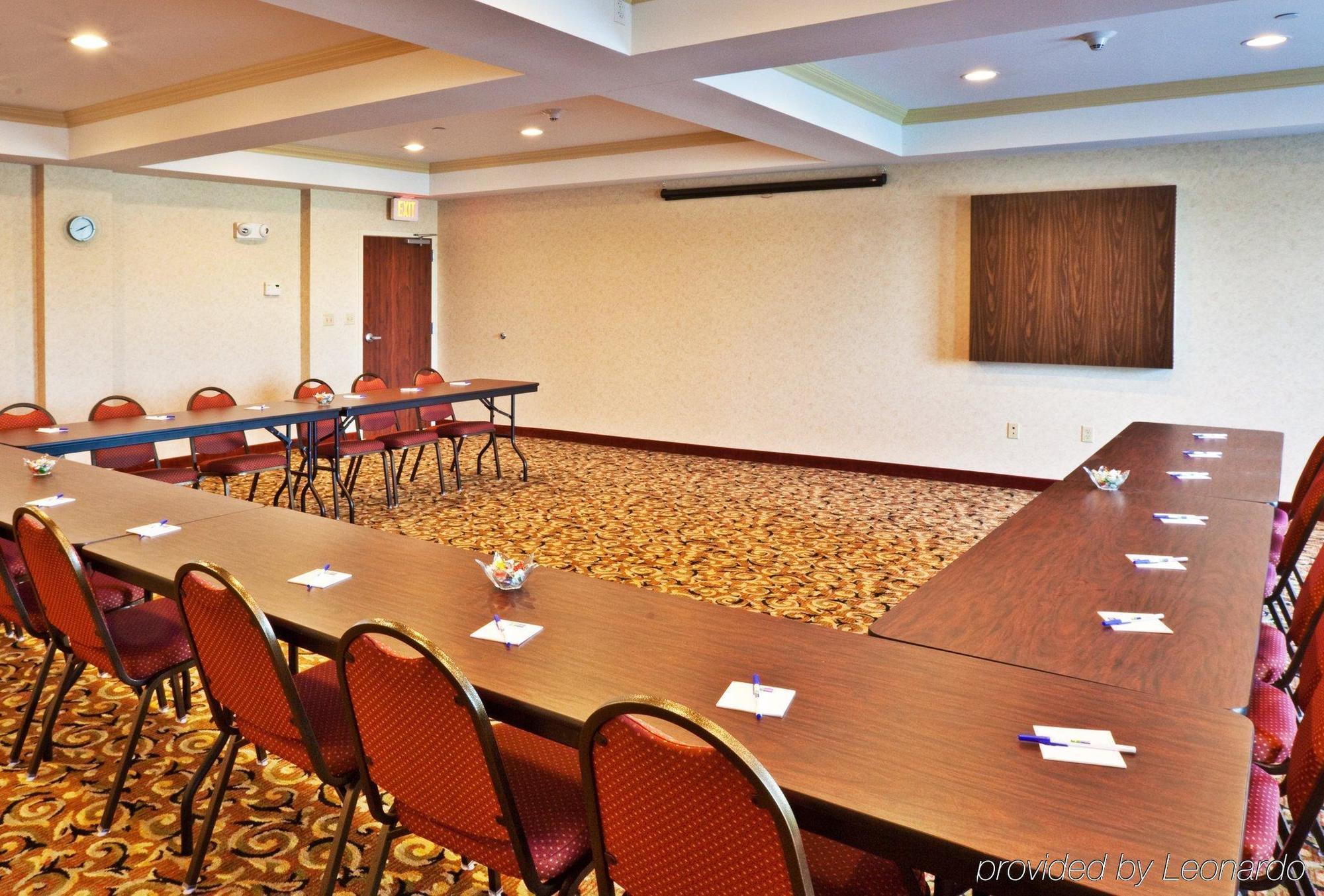 Holiday Inn Express Hotel & Suites Muskogee By Ihg Esterno foto