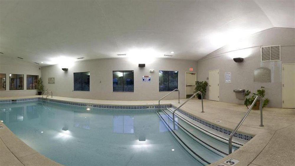 Holiday Inn Express Hotel & Suites Muskogee By Ihg Esterno foto