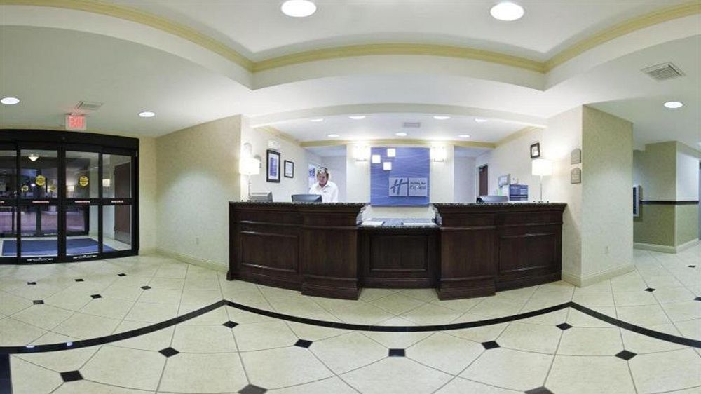 Holiday Inn Express Hotel & Suites Muskogee By Ihg Esterno foto